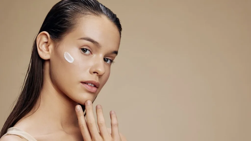 Pele oleosa precisa de hidratante sim, mas tem que ser esse tipo para evitar mais brilho creme para pele oleosa 06082025