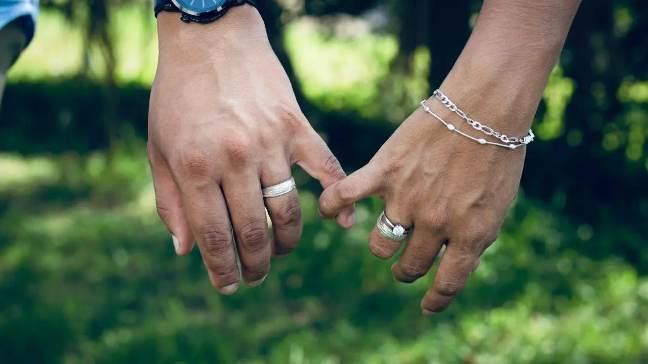 Ansiedade no relacionamento afeta casais mesmo em fases boas