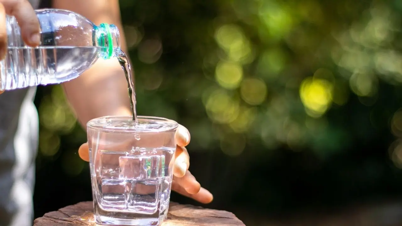 O que acontece com o seu corpo quando você não bebe água suficiente?