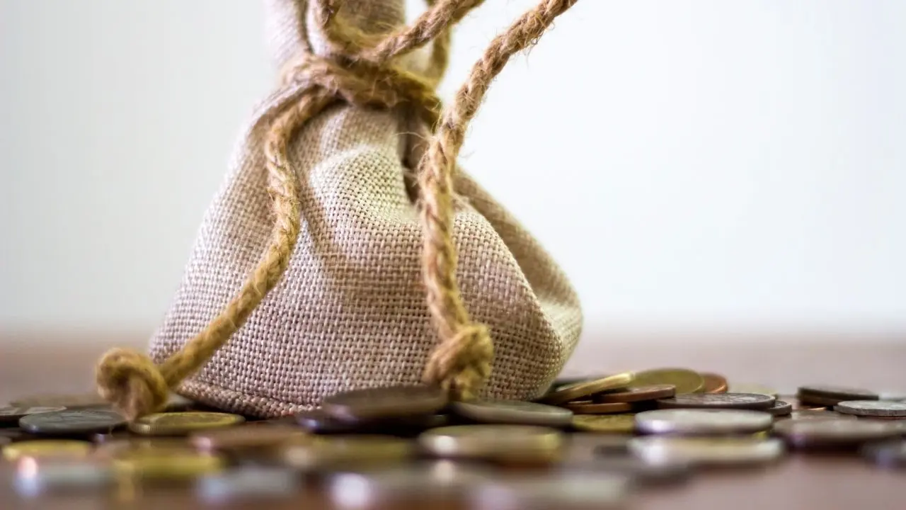 Signos de sorte que podem receber dinheiro extra no fim de fevereiro