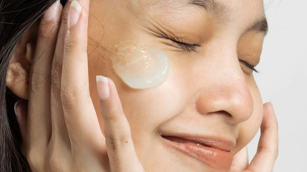 Vitamina C reduz manchas escuras e melhora o brilho da pele segundo especialistas